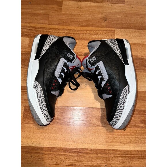 Air Jordan 3 Retro OG Mid Black Cement Size 10 - Picture 3 of 8